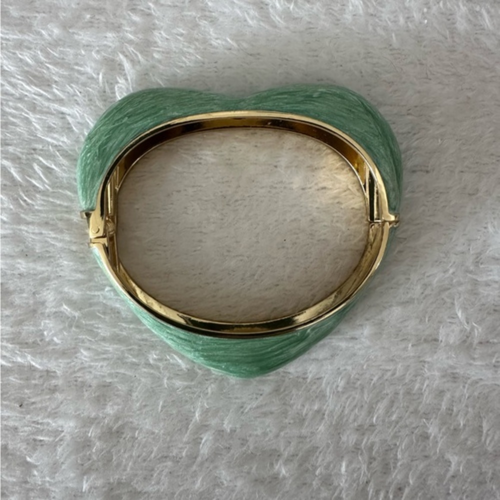 Vintage Heart Bracelet